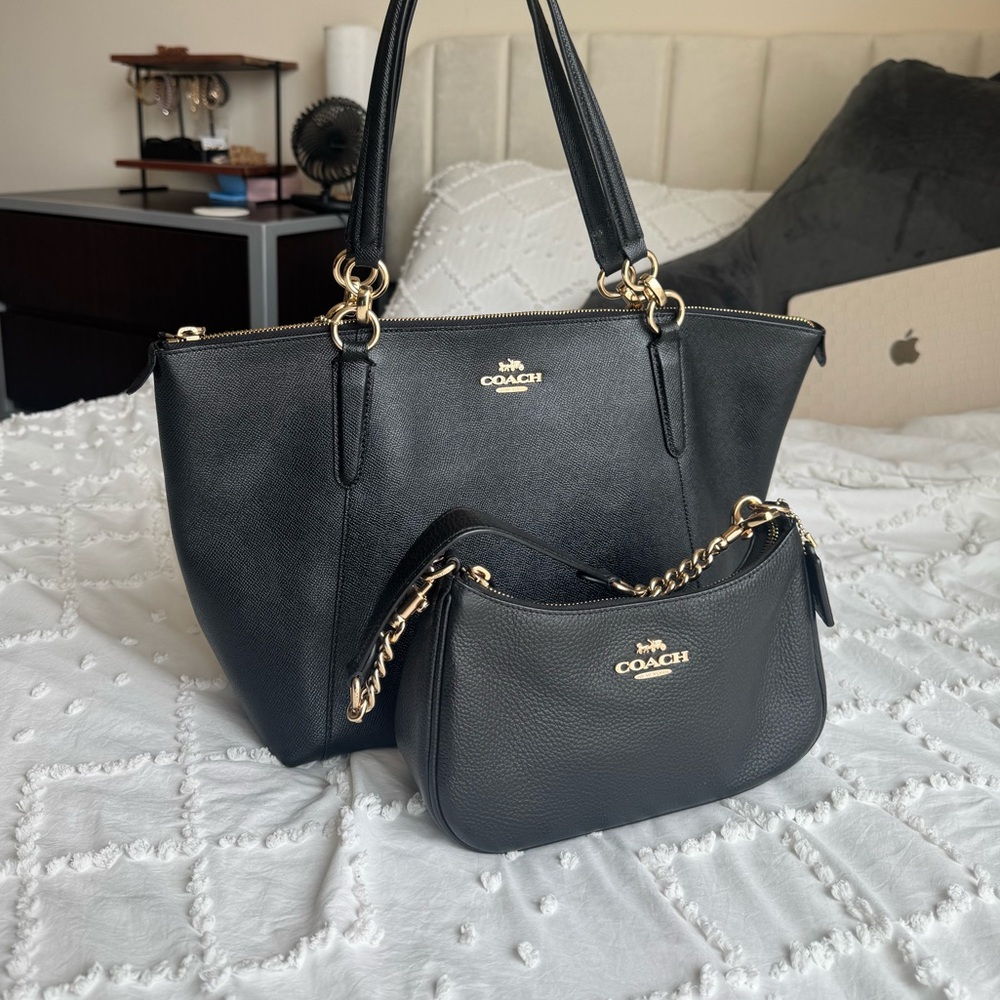 🖤Coach Black Leather Tote and Shoulder Bag